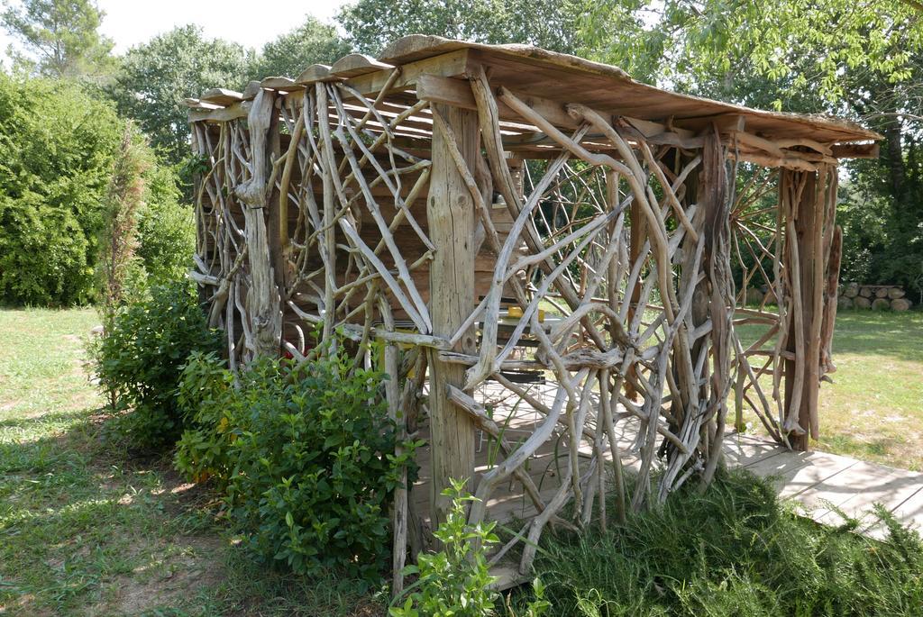 Cabane De La Leque Fontvieille Eksteriør bilde